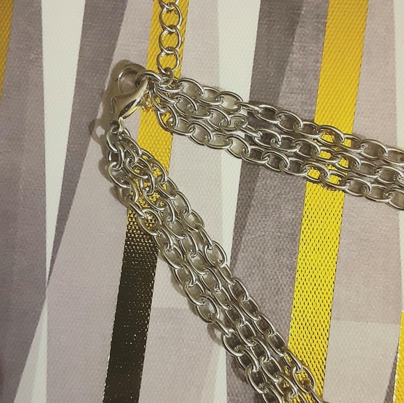 Chunky Glass Crystal 3-Strand  Necklace - Picture 3 of 3